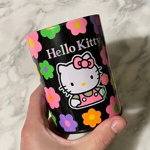 Vintage SANRIO used Hello Kitty pencil cup. AS IS CONDITION.